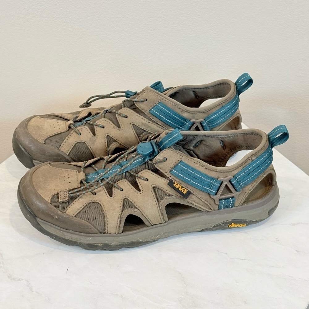 🔥Teva Women’s Outdoor Sandals - Brown and Blue Size 10 EUC 🔥